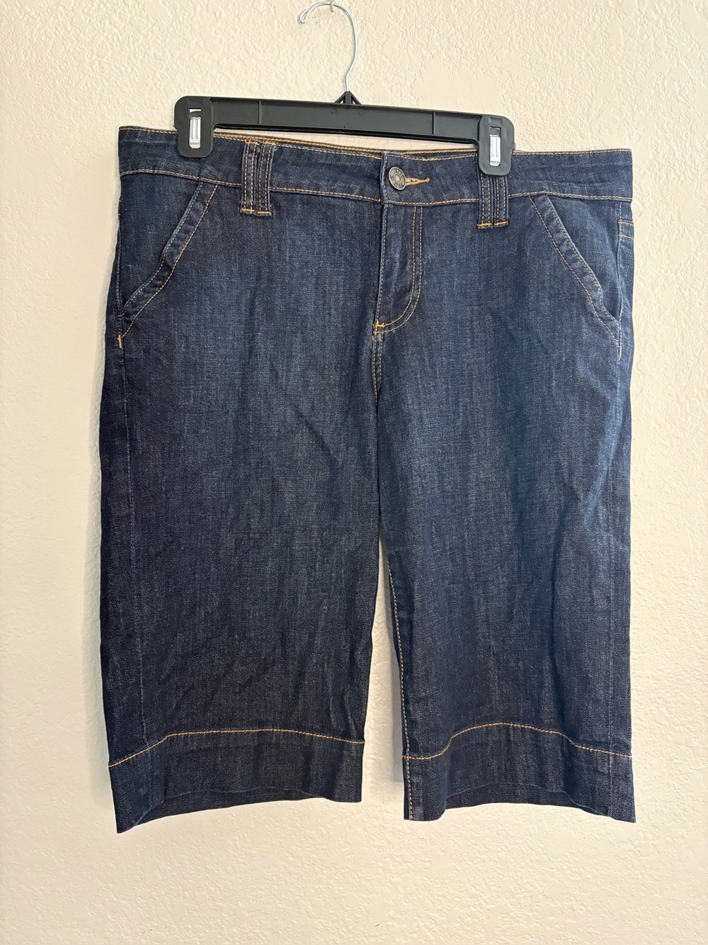 KUT From The Kloth  Shorts Womens Dark Wash Mid Rise Blue Denim 13" Inseam
